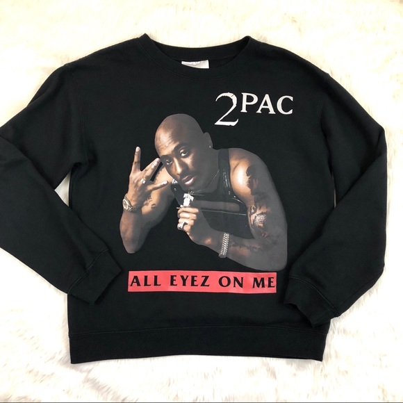 2pac sweater Hospital Insurance Management Services India